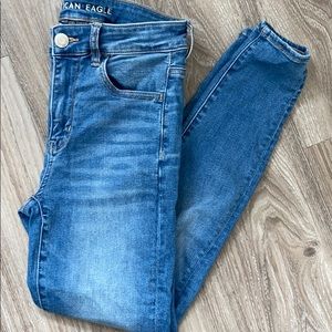 AE women’s hi-rise Jegging